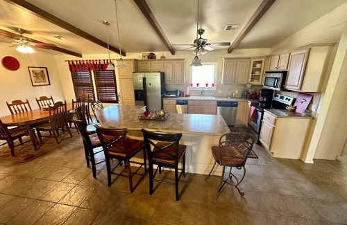 Kaw City House | 3-bedroom house in tranquil Kaw City with WiFi, AC