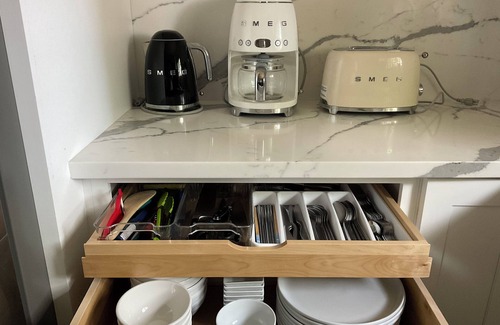 Fullerton House | 3-bedroom house Near Disneyland in Fullerton, Recently Renovated
