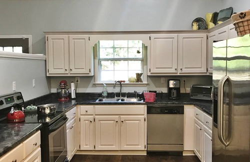 Shelbi Place House | 3 Bedroom House, Perfect for a Family Football/Graduation Rental