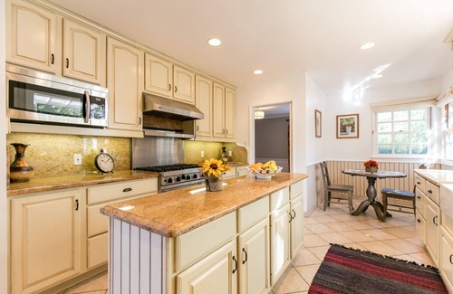 Westwood House | 3 Bedroom house right by Beverly Hills/Westwood/UCLA