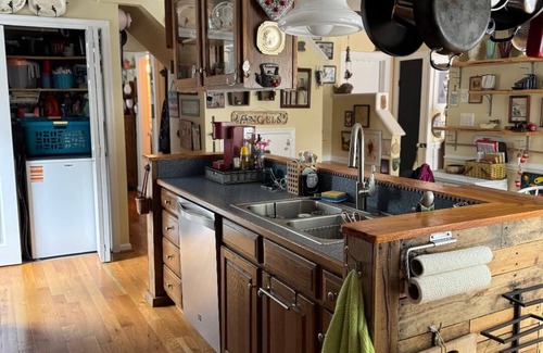 Colonial Beach House | 3-bedroom house in charming Colonial Beach with AC, WiFi