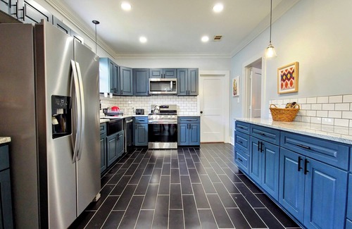 Roseland Terrace Historic District House | 3-bedroom in Mid City, walking distance to LSU lakes, Garden District