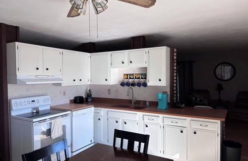 Briggsville House | 3-Bedroom Lake House Briggsville