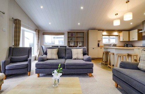 Pevensey Cottage | 3 BEDROOM LODGE AT PEVENSEY BAY, family friendly in Pevensey Bay