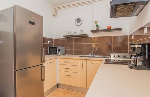 Brodarica Apartment | 3 bedroom lovely apartment in Brodarica