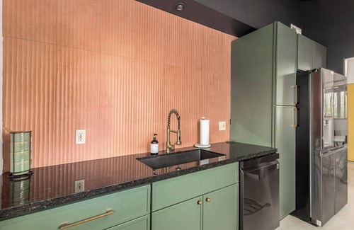 Mitman House | 3 bedroom Mid Century home with easy access to everything! Pet friendly!