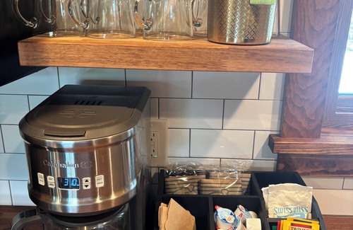 Williamstown Cabin | 3-bedroom modern mid century cabin! nHot tub, fire pit and lake front