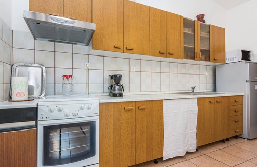 Rovanjska Apartment | 3 bedroom nice apartment in Jasenice