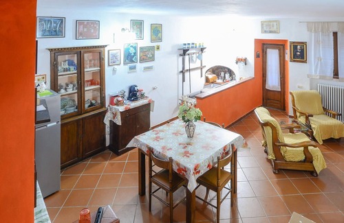 Gallicano House | 3 bedroom nice home in Gallicano