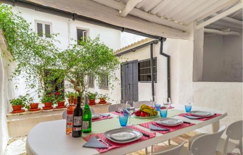 Antequera Apartment | 3 Bedroom Stunning Home In Antequera