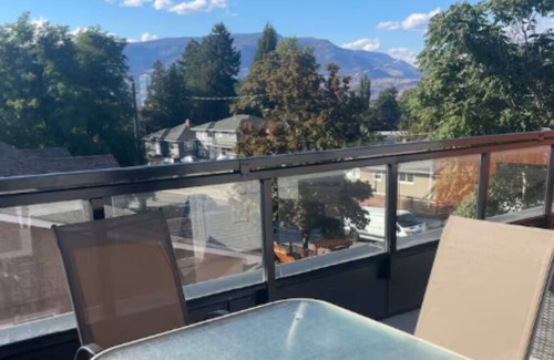 Central Okanagan House | 3-Bedroom Townhome | Near Downtown | Dog Friendly!