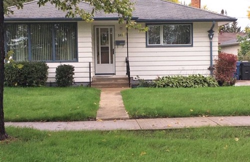 Winnipeg House | 3 bedroom Westwood gem for your family stay
