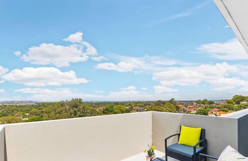 Arncliffe Apartment | 3 Bedrooms apartment located in Arncliffe