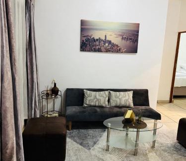 Greater Johannesburg Metropolitan Area Apartment | 3-Bedrooms Apartment in Bushmill Amorosa
