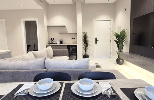 Riyadh Apartment | 3 bedrooms aprt monthly rent