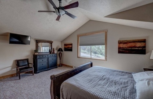 Lead Ski Chalet | 3 Bedrooms Chalet In Lead