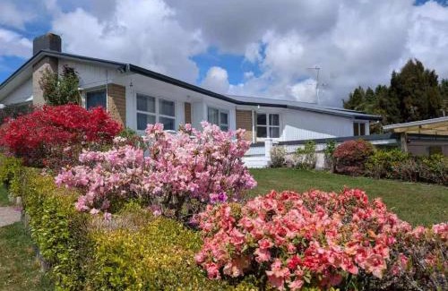 Rotorua House | 3 Bedrooms holiday house