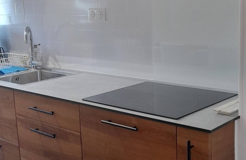 Sainte-Anne Apartment | 3 Bedrooms-Ideal quiet long stay for 3 people-September 2025 to June 2026