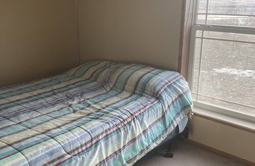 Moorcroft Bed & Breakfast | 3 Bedrooms in Family Home - Near Devils Tower and Keyhole Lake