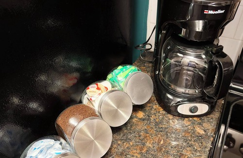 Gayborhood Apartment | 3 Beds+Sleeps 5+Geidō Experience+Walkable