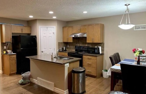 Sherwood Park House | 3 BHK+2.5BATH Luxury Home in Sherwood Park