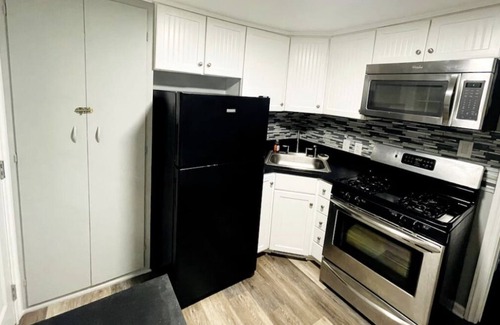 Eastside House | 3 BR near LeMoyne & Hospitals