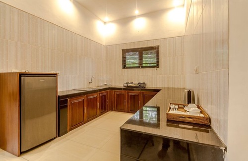 Melayang Villa | 3 BR Pool Villa Surrounding by Rice field view #310