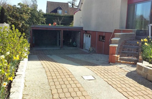 Tourville-sur-Arques House | 3 chambres privées dans un jardin d'hiver, garage voiture, vélos, motos