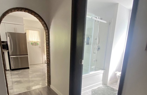 Abbotsford House | 3 Cozy Bedroom Entire House in Abbotsford