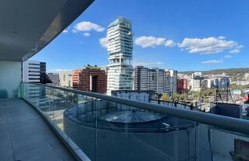 Quito House | 3 Dormitorios en el Edificio ONE de Quito+Piscina