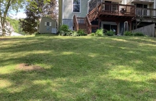 Geyser Crest House | 3 Floor Townhouse Minutes to Saratoga Track and SPAC