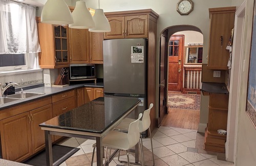 East Kildonan House | 3 floors character house