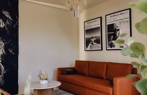 Pittsburgh Apartment | 3 KING Beds & Free parking Central Place