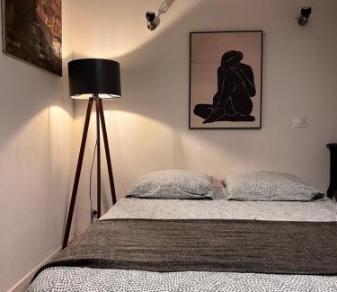 Poitiers Apartment | 3- Le frêne vert