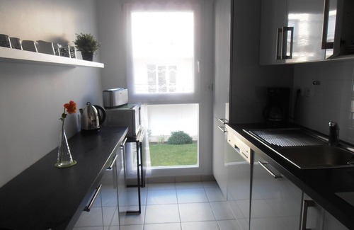 Courtoisville-Sillon-Moka Apartment | 3 * luxury apartment of 90 m2, Sillon beach 50m, garage & WiFi