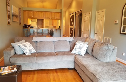 Huddleston House | 3 Master Suite, 3 BA spacious townhome on SML with Boat and Slip