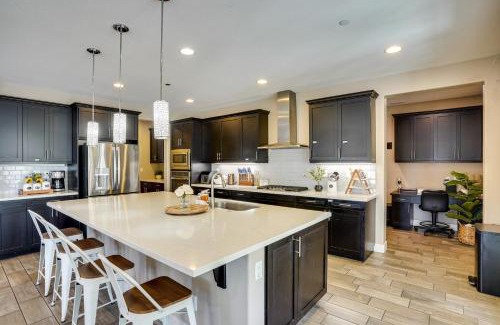 Southwest Anaheim House | 3 Mi to Disneyland Home with Hot Tub and Game Room
