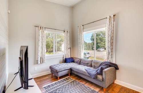 Durham House | 3 Mi to Duke Downtown Durham Cottage!