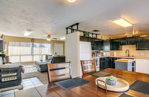 Page House | 3 Mi to Glen Canyon Dam: Home w/Fenced Yard