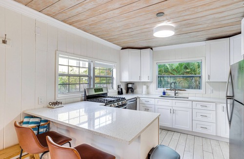 Old Northwood Historic District House | 3 Mi to Ocean: Pet-Friendly Gem in West Palm Beach