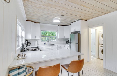 Old Northwood Historic District House | 3 Mi to Ocean: Pet-Friendly Gem in West Palm Beach