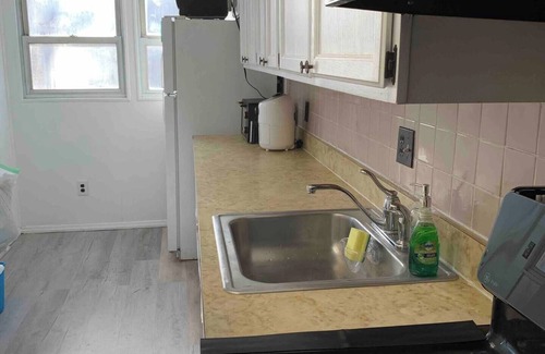 Southeast House | 3 Miles to the National Mall: Cozy 2BR Budget-Friendly Home Near D.C. Landmarks