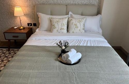 San Sai House | 3 Min Walk to Central Festival, Infinity Pool, 1 bedroom 1 bathroom