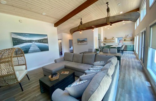 Wasagaming House | 3 Mooswa Drive E