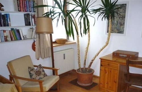 Esseratsweiler Apartment | 3-room apartment in the countryside, near east. Lake Constance