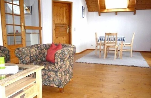 Esseratsweiler Apartment | 3-room apartment in the countryside, near east. Lake Constance