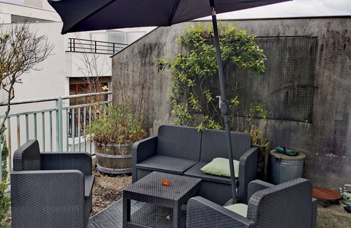 Nansouty-Saint-Genes Apartment | 3-room apartment with 50 m terrace 15 minutes' walk from town center