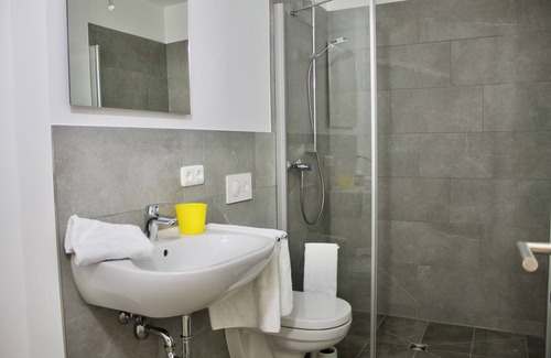 Kelheim Apartment | 3 room apartment with up to 6 single beds, fully furnished in Regensburg/Kelheim