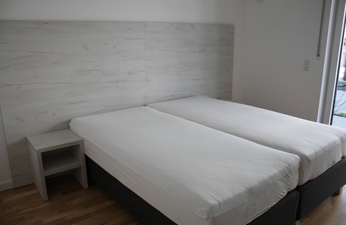 Kelheim Apartment | 3 room apartment with up to 6 single beds, fully furnished in Regensburg/Kelheim