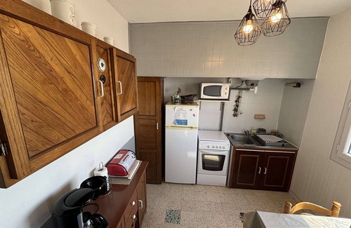 Port-la-Nouvelle Apartment | 3-room apt. for 6 with parking, 300m from shops
